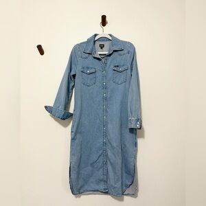 Lee Pearl Snap Demin Dress